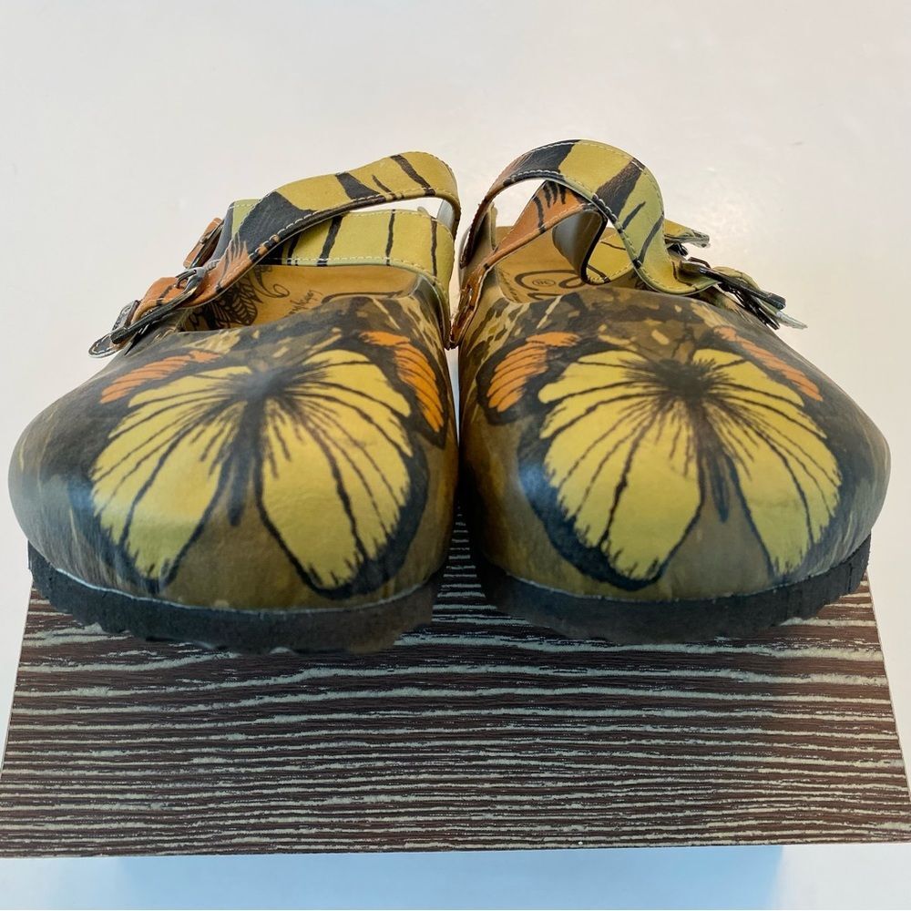 Calceo Butterfly Neutral Tan Clogs Shoe Size 38 7.5 Slip On Handmade Unique Rare - Picture 4 of 10